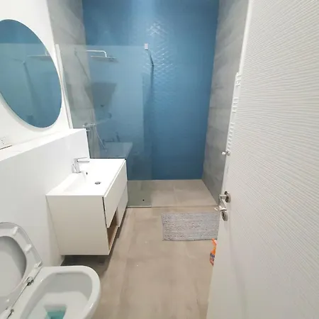 Sunset Studio-endless Summer Mamaia Nord Apartment *