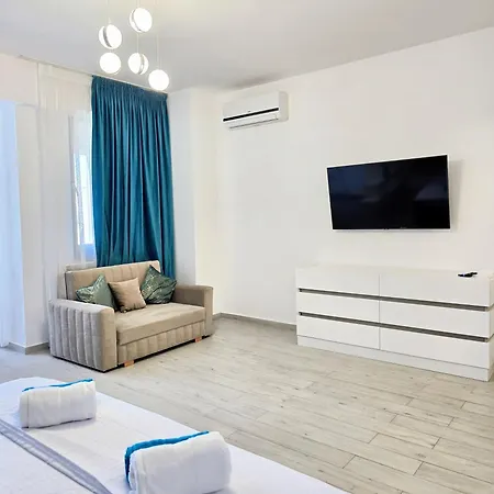 Evelina Studio-endless Summer Mamaia Nord דירה *