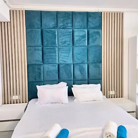 Evelina Studio-endless Summer Mamaia Nord דירה *