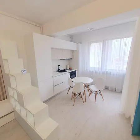 Evelina Studio-endless Summer Mamaia Nord *